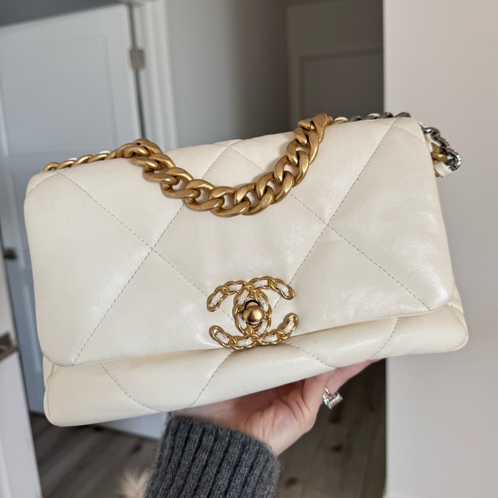 Chanel 19 Flap Bag - Picture 1 of 10
